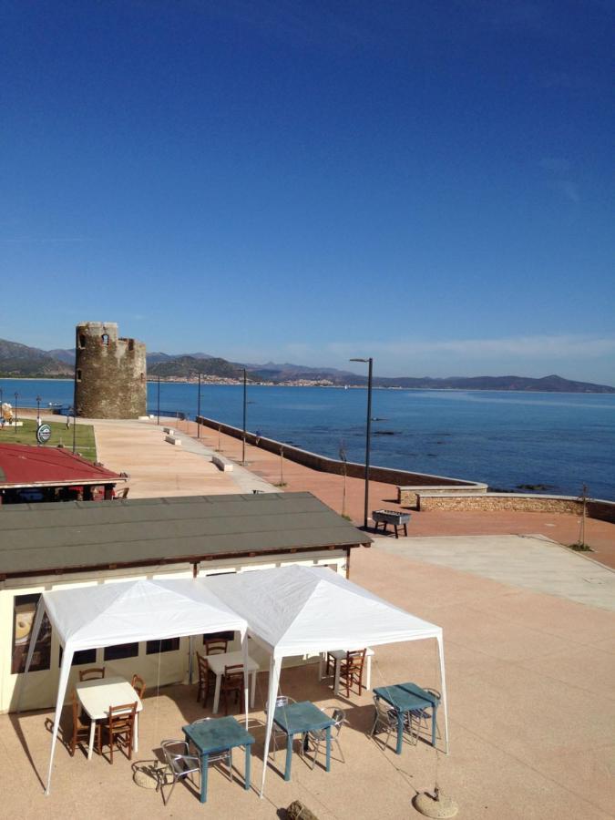Casa Con Terrazza Fronte Mare Villa Santa Lucia  Buitenkant foto